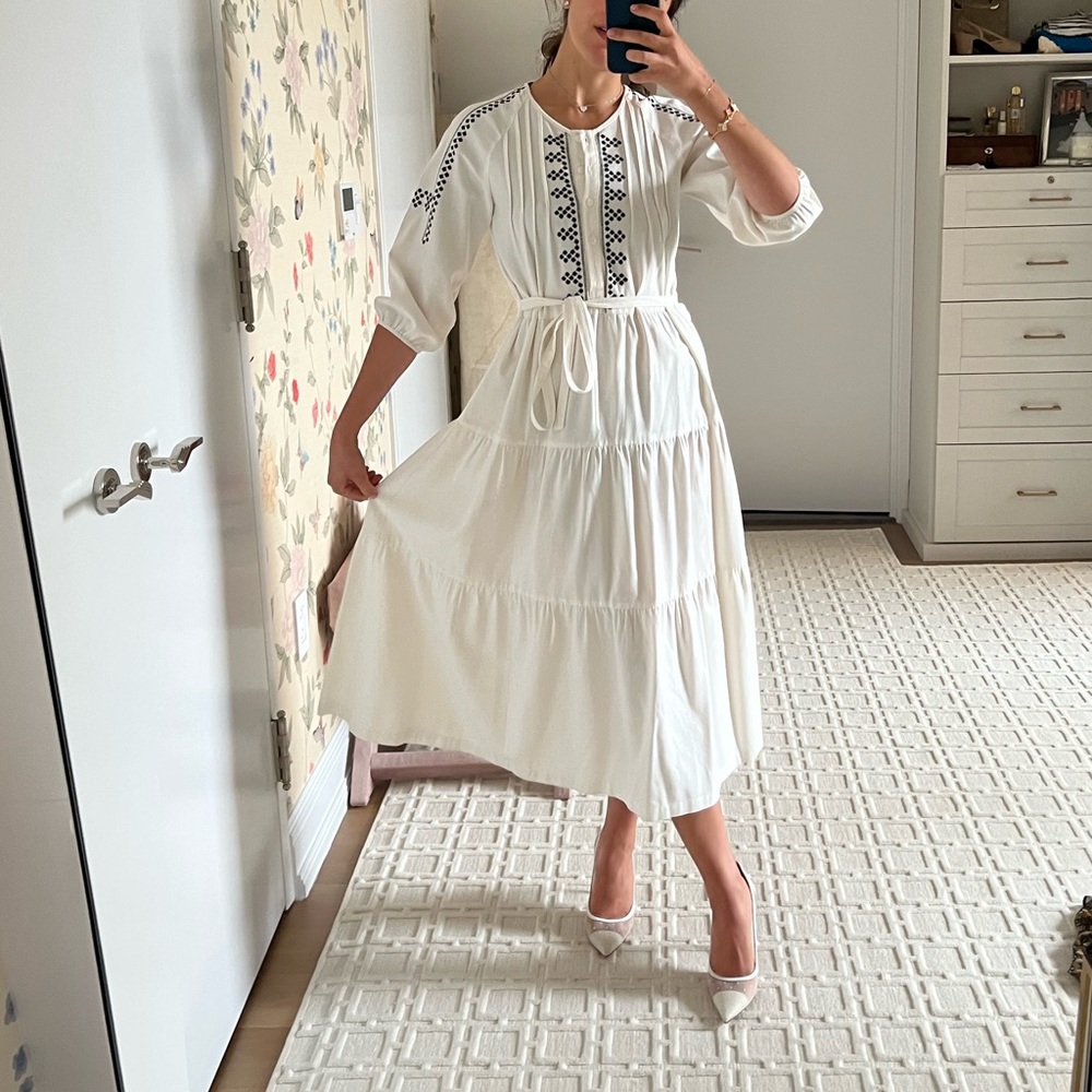 Amissima dress in size P brand new!